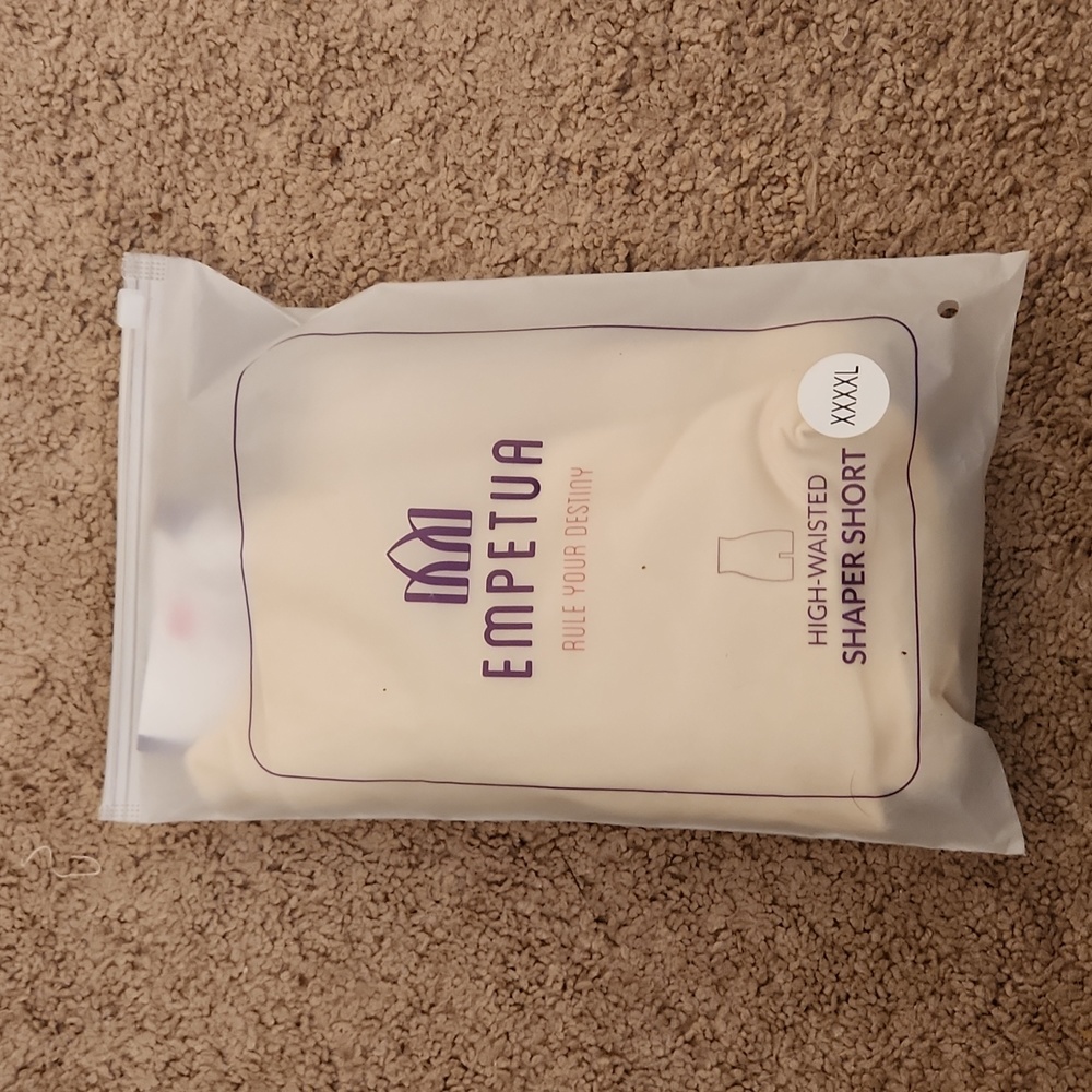 NWT Empetua (now Shapermint) shape wear